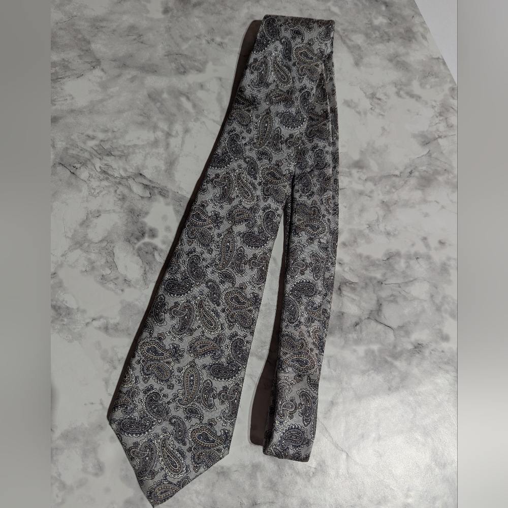 Liberty Of London Vintage Tie 100% Silk Blue Paisley Preppy Classic Designer